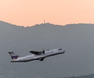 ATH_2019_10_ATR 72-500_GQ_1 (SX-THR)